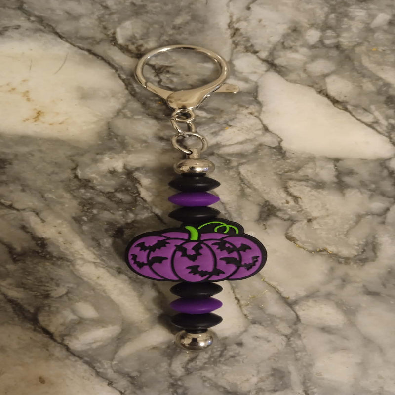 Porte-clés " citrouille violette " fait main