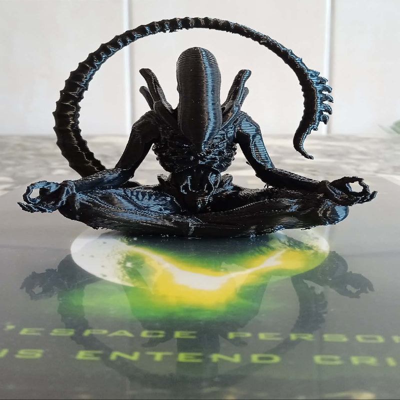Figurine Alien noire
