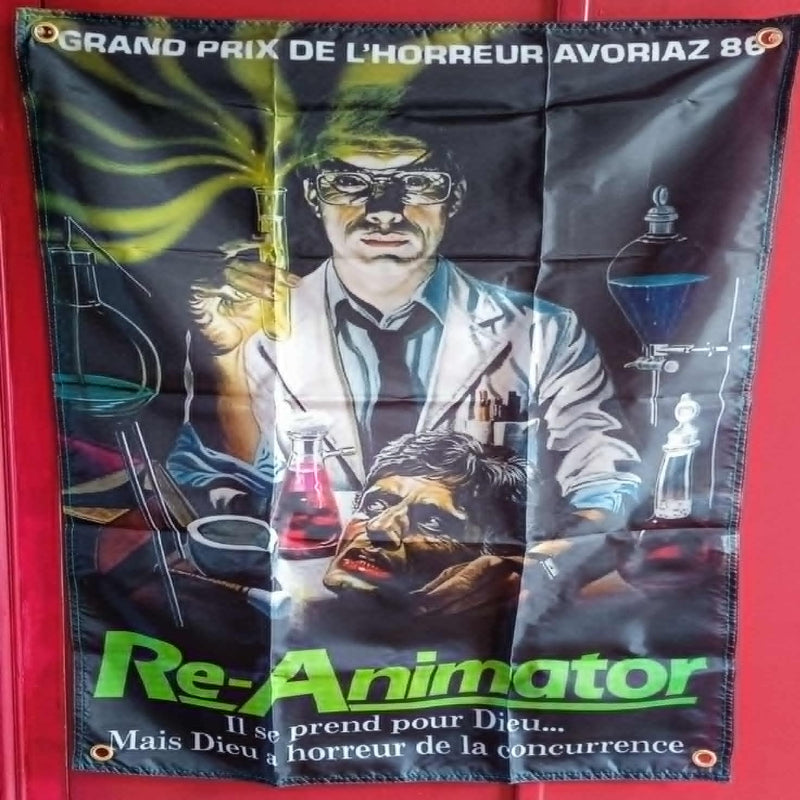 Drapeau Re-animator